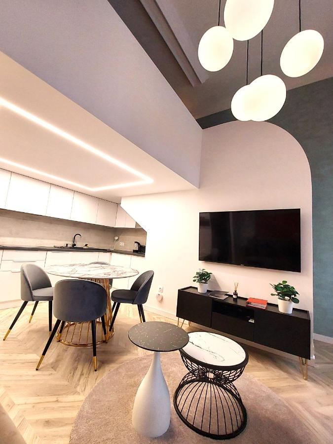 Central Gallery Apartment Debrecen Exterior foto
